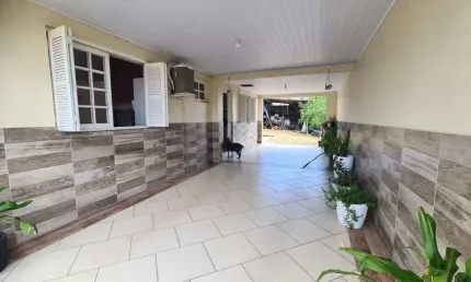 Casa com 2 quartos à venda na Seu Paciência, 35, Columbia City, Guaíba por R$ 320.000