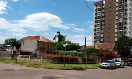 Terreno à venda na Rua Avelino Ávila de Oliveira, 130, Centro, Guaíba por R$ 375.000
