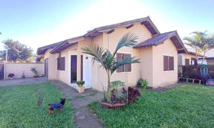Casa com 3 quartos à venda na Rua Noel Guarany, 32, Jardim dos Lagos, Guaíba por R$ 450.000