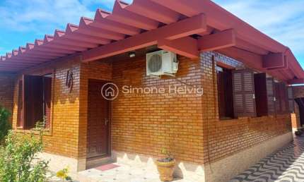 Casa com 3 quartos à venda na Rua Lothar Zenker, 183, Engenho, Guaíba por R$ 605.000