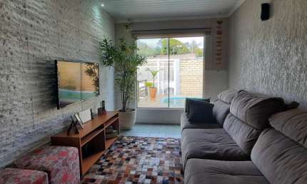 Casa com 3 quartos à venda na Waltornilo Hagel Maciel, 806, Morada da Colina, Guaíba por R$ 650.000