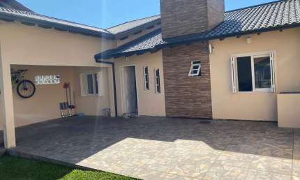 Casa com 1 quarto à venda na Pastora Nelcy Faleiro, 260, Morada da Colina, Guaíba por R$ 426.000