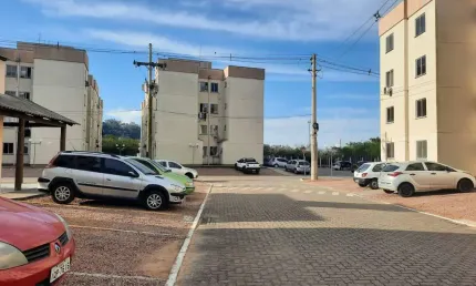 Apartamento com 2 quartos à venda na Avenida Adão Foques, 2345, Jardim Iolanda, Guaíba por R$ 145.000