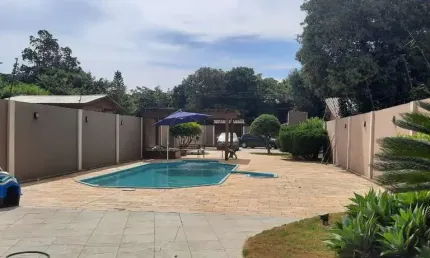 Casa com 1 quarto à venda na Avenida Maurício Lessa, 270, Flórida, Guaíba por R$ 490.000