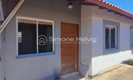 Casa em condomínio fechado com 2 quartos à venda na Rua Quinze, 591, Vila Pedras Brancas, Guaíba por R$ 200.000
