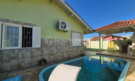 Casa com 3 quartos à venda na Avenida Ponche Verde, 837, Jardim dos Lagos, Guaíba por R$ 420.000