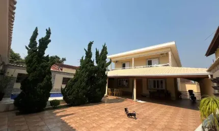 Casa com 5 quartos, Flórida, Praia Grande - R$ 1.8 mi, Cod: 3085