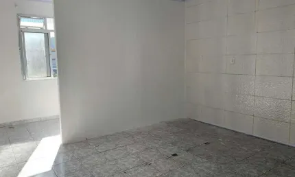 Kitnet, Boqueirão, Praia Grande - R$ 140 mil, Cod: 3434