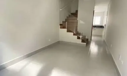 Sobrado de Condomínio com 2 quartos, Balneário Maracanã, Praia Grande - R$ 340 mil, Cod: 3438