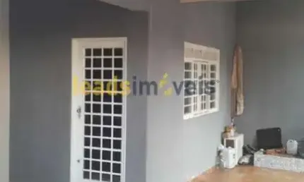 Casa para Venda em Ribeirão Preto, Adelino Simioni, 2 dormitórios, 1 banheiro, 2 vagas