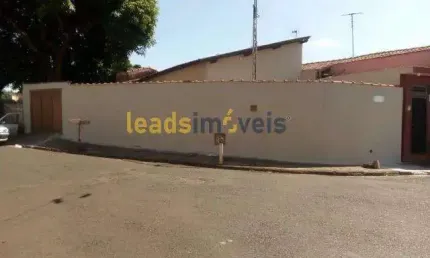 Casa para Venda em Jardinópolis, Vila Reis, 2 dormitórios, 1 banheiro, 1 vaga