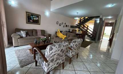 Casa à venda no bairro Jardim Santa Teresa - Jundiaí/SP