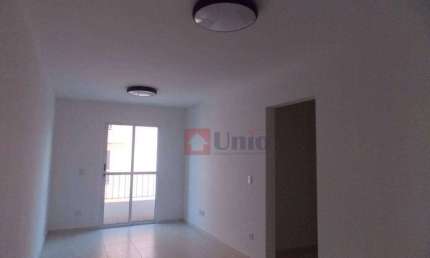 Apartamento com 3 dormitórios para alugar, 70 m² por R$ 2.159,44/mês - Dois Córregos - Piracicaba/SP