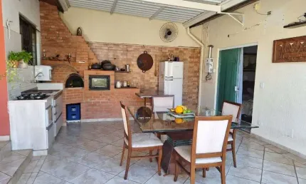 Casa com 4 quartos à venda na Rua João Tedesco, 380, Água Branca, Piracicaba