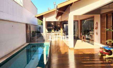 Casa com 3 dormitórios à venda, 220 m² por R$ 2.000.000,00 - Nova Piracicaba - Piracicaba/SP