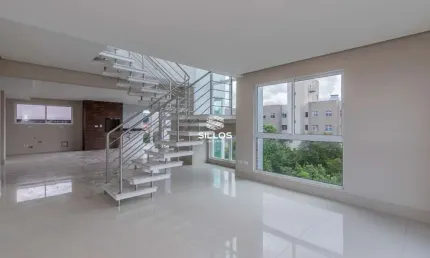 Cobertura duplex à venda com 3 quartos no Alto da Glória em Curitiba