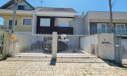 Sobrado à venda com 3 quartos e terraço em Atuba em Curitiba