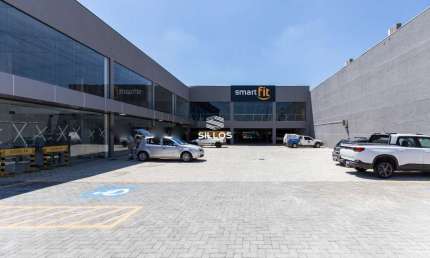 Loja 08 com 81,26 m² para alugar em Afonso Pena em São José dos Pinhais/PR