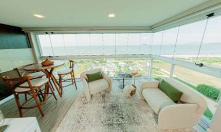 Apartamento à venda com 3 quartos em Balneário Piçarras-SC