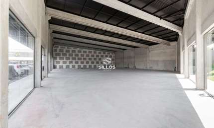 Loja 25 com 321,00 m² para alugar no Centro Comercial Vila Lamu no Novo Mundo