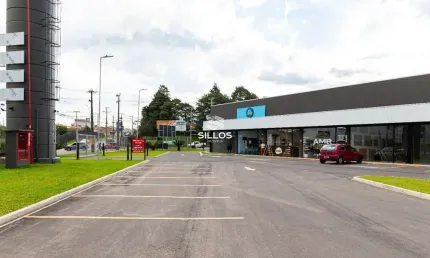 Loja 09 para alugar no Centro Comercial Villa Jatobá em Fazenda Rio Grande/PR