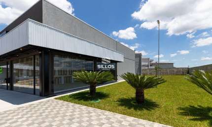Loja 05 para alugar no Centro Comercial Villa Jatobá em Fazenda Rio Grande/PR