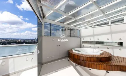 Apartamento duplex à venda com 3 suítes e terraço no Bigorrilho em Curitiba