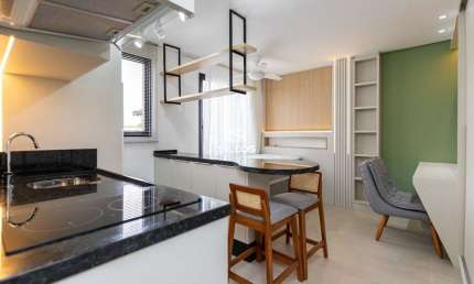 Studio mobiliado para alugar no Prado Velho em Curitiba