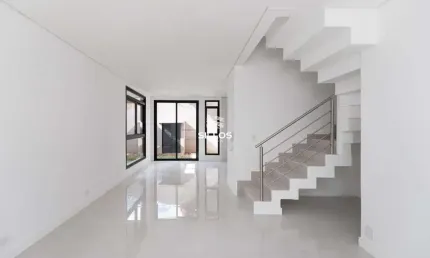 Casa em condomínio à venda no Pilarzinho em Curitiba