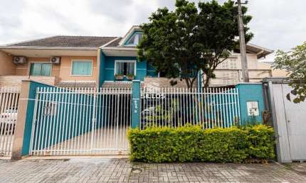 Sobrado triplex com 3 quartos à venda no Cajuru em Curitiba