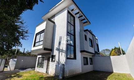 Sobrado à venda com 3 quartos no Boqueirão em Curitiba