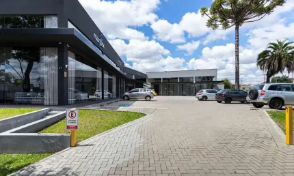 Loja com 49,06m² para alugar no Rebouças em Curitiba