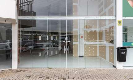Loja para alugar com 126,00m² no Fazendinha em Curitiba