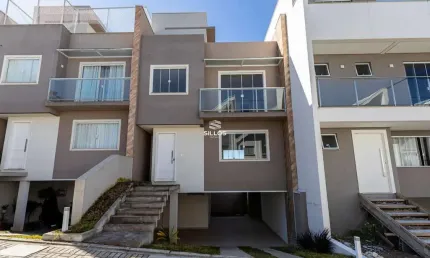 Sobrado à venda com 3 quartos no campo comprido em curitiba