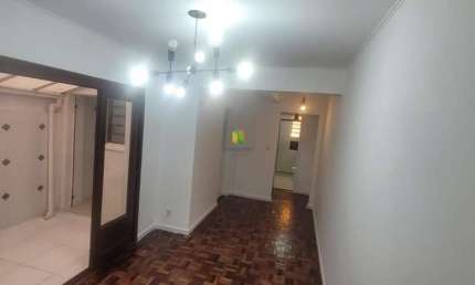 Apartamento térreo totalmente reformado, 2 pátios e 1 dormitório na Rua Dr. João Inácio