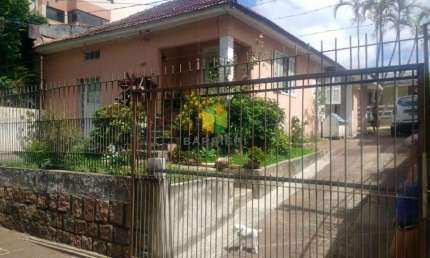 Terreno para venda  no Bairro Vila Ipiranga em Porto Alegre