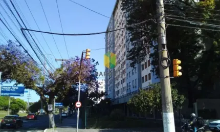 Apartamento para venda  no Bairro Santana em Porto Alegre