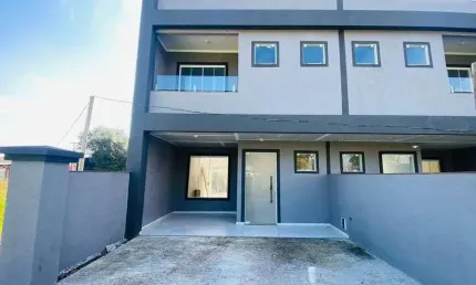 Triplex novo contendo 3 dormitórios sendo uma suíte - Região de moradores.