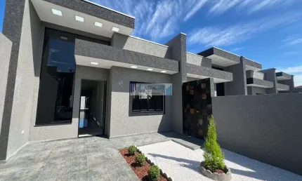 BELEZA E REQUINTE NO BALNEÁRIO ITAPUÃ-  RESIDÊNCIA PRÓXIMA A PRAIA!