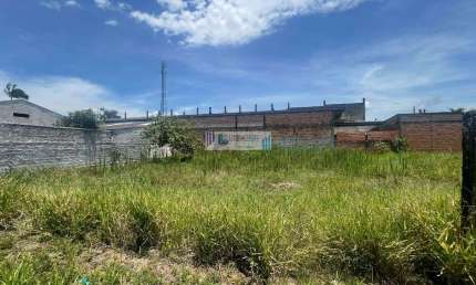 Terrenos com escritura e registro de imóveis - Região de moradores e comércio