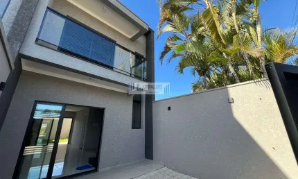 Sobrado com excelente acabamento - 2 suítes - próximo ao mar -a partir r$520.000