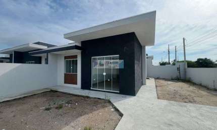 Residência com excelente acabamento - 2 dormitórios sendo uma suíte.