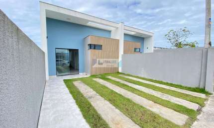 Residência com excelente acabamento - 3 dormitórios sendo uma suíte.