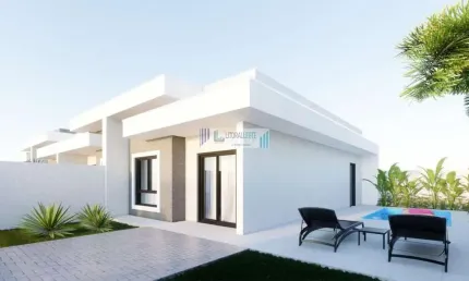 BELEZA, REQUINTE E QUALIDADE - RESIDÊNCIA COM 2 DORMITÓRIOS/SUÍTE - PISCINA.
