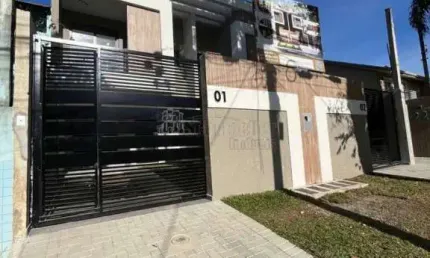 Sobrado com 3 quartos  à venda, 158.95 m2 por R$1279547.50  - Agua Verde - Curitiba/PR