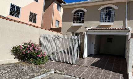 Sobrado com 3 quartos  à venda, 77.75 m2 por R$380000.00  - Alto Boqueirao - Curitiba/PR