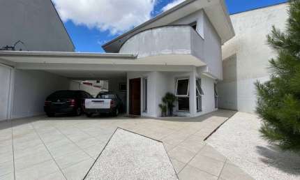 Casa Residencial com 3 quartos  à venda, 328.00 m2 por R$1499000.00  - Boqueirao - Curitiba/PR