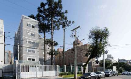 Apartamento Espaçoso , Bairro Nobre de Curitiba, Imóvel Entregue 03/25