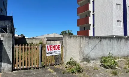 Terreno à venda na Avenida Vinte e Nove de Abril, 1202, Centro, Guaratuba