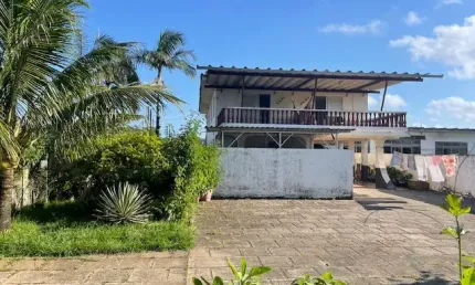 Casa com 8 quartos à venda na Rua Francisco Arcega, 100, Cohapar, Guaratuba